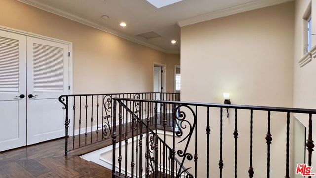 1011 Green Lane, Redondo Beach, CA 90278