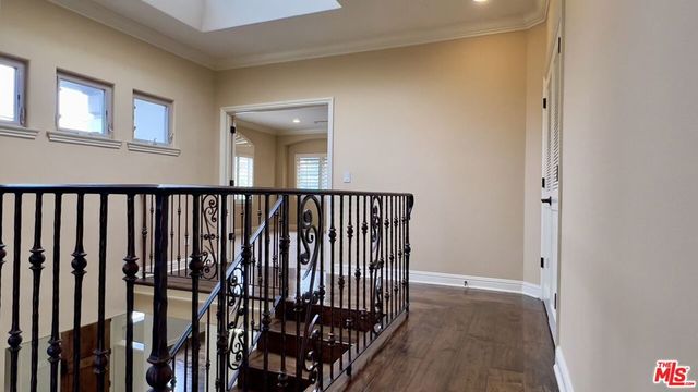 1011 Green Lane, Redondo Beach, CA 90278