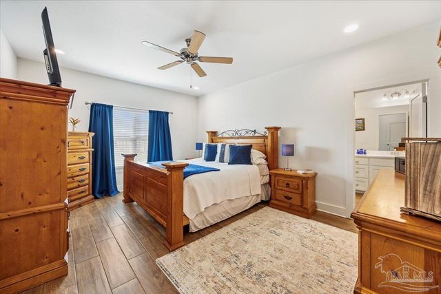 9303 Salter Rd, Pace, FL 32571