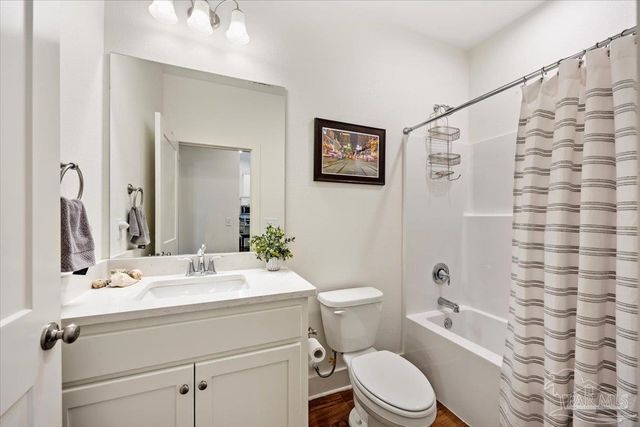 9303 Salter Rd, Pace, FL 32571