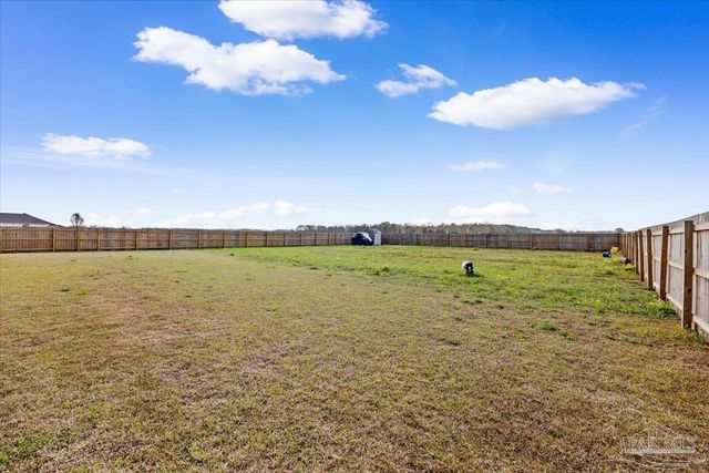 9303 Salter Rd, Pace, FL 32571