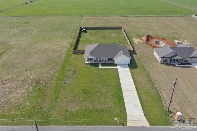 9303 Salter Rd, Pace, FL 32571