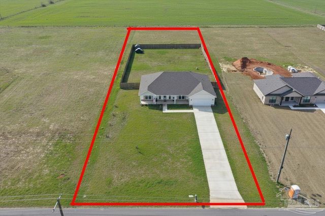 9303 Salter Rd, Pace, FL 32571