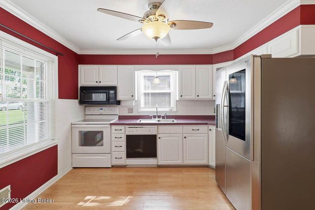 6922 Norlynn Dr, Louisville, KY 40228