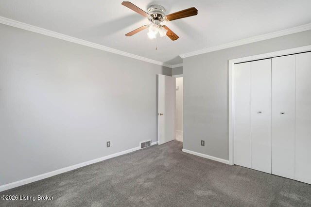 6922 Norlynn Dr, Louisville, KY 40228