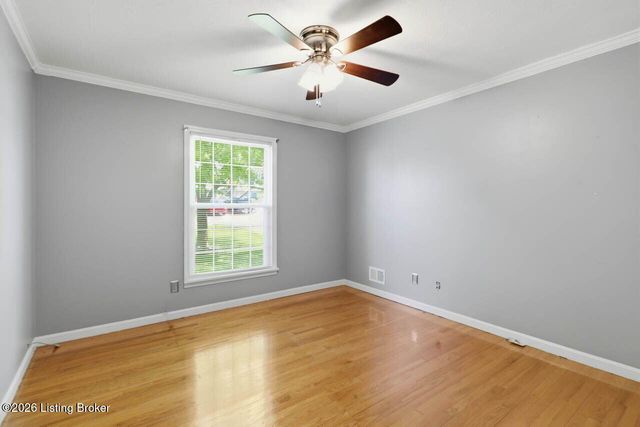 6922 Norlynn Dr, Louisville, KY 40228