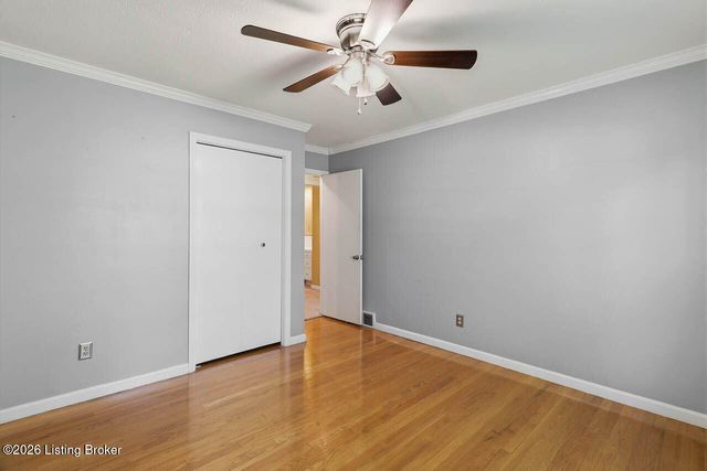 6922 Norlynn Dr, Louisville, KY 40228