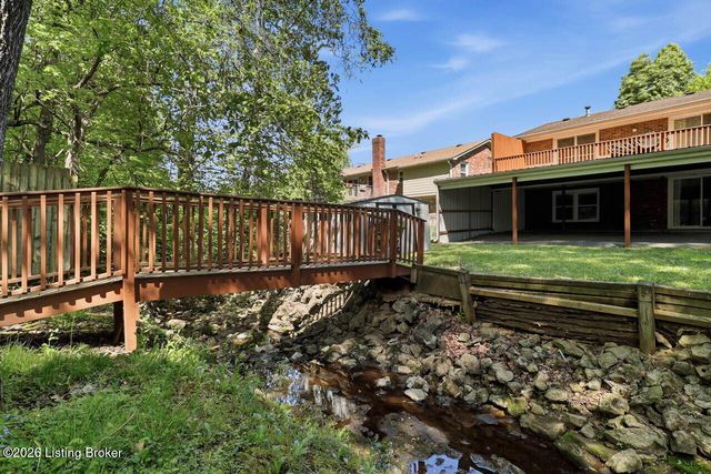 6922 Norlynn Dr, Louisville, KY 40228