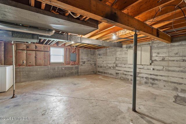 6922 Norlynn Dr, Louisville, KY 40228