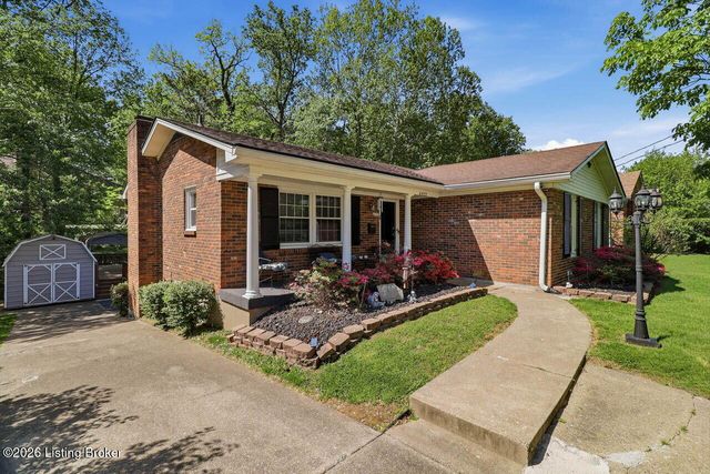 6922 Norlynn Dr, Louisville, KY 40228