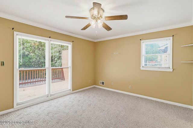6922 Norlynn Dr, Louisville, KY 40228