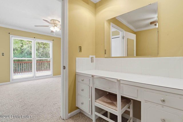 6922 Norlynn Dr, Louisville, KY 40228