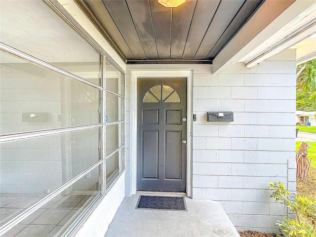 3753 BENSON AVENUE N, St Petersburg, FL 33713