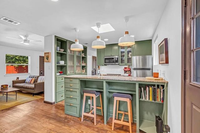 2307 Teri RD, Austin, TX 78744