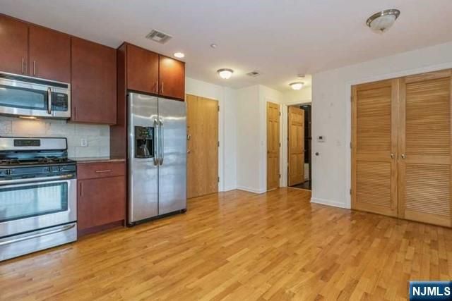 17 Meadow Road 104, Rutherford, NJ 07070