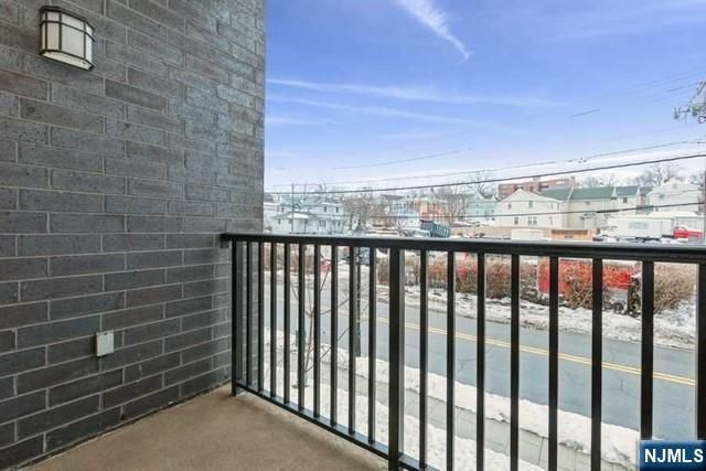 17 Meadow Road 104, Rutherford, NJ 07070