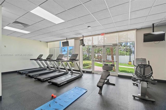 3000 S Ocean Drive 1516, Hollywood, FL 33019