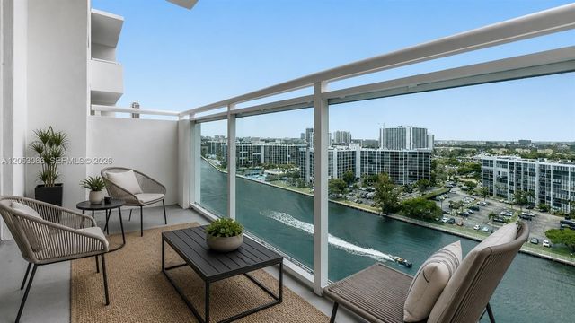 3000 S Ocean Drive 1516, Hollywood, FL 33019