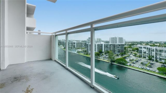 3000 S Ocean Drive 1516, Hollywood, FL 33019