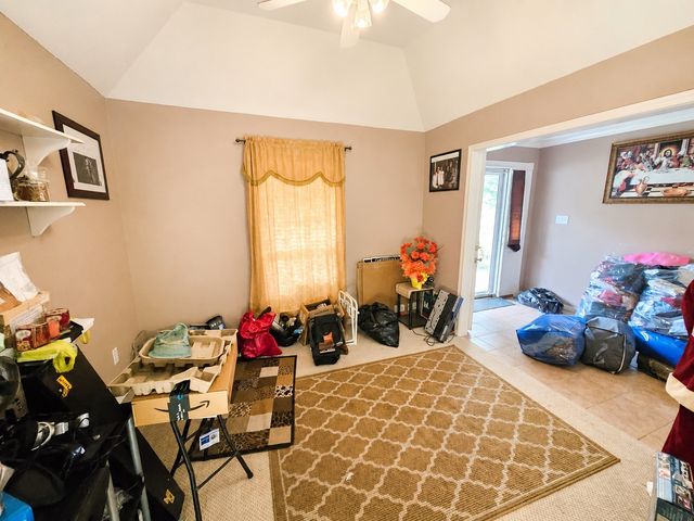 305 Bob White Street, Pittsburg, TX 75686