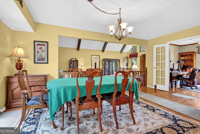 2184 Valley Creek Circle, Snellville, GA 30078