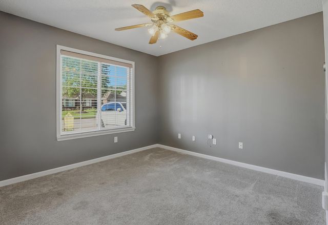 707 BOULDER DR, Columbia, MO 65201