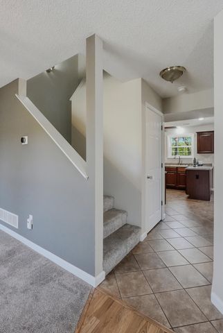 707 BOULDER DR, Columbia, MO 65201