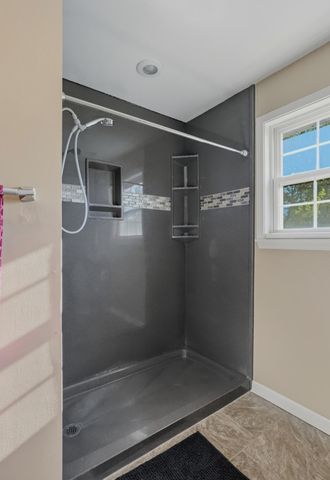 707 BOULDER DR, Columbia, MO 65201