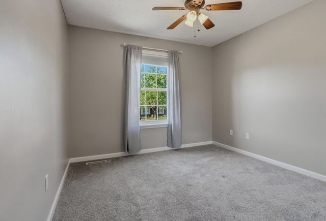 707 BOULDER DR, Columbia, MO 65201