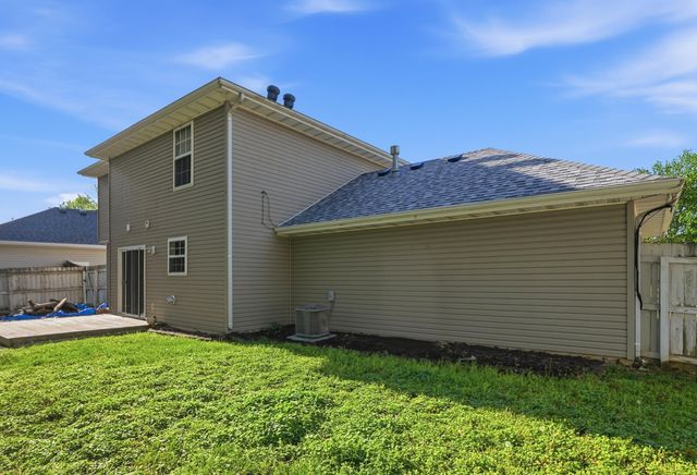 707 BOULDER DR, Columbia, MO 65201