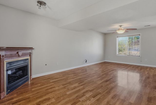707 BOULDER DR, Columbia, MO 65201