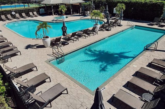 2730 Cypress Trace CIR 2837, Naples, FL 34119