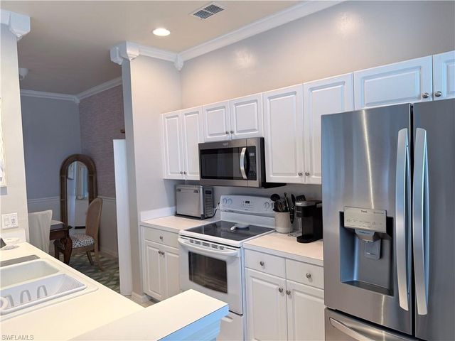 2730 Cypress Trace CIR 2837, Naples, FL 34119