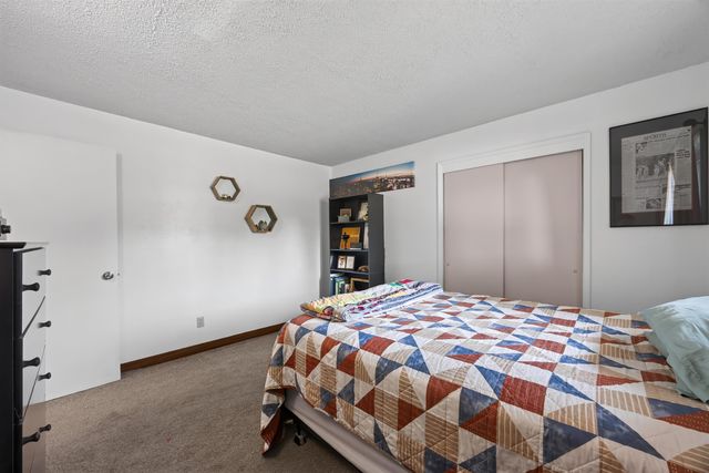 11515 E 10th Ave, Spokane Valley, WA 99206