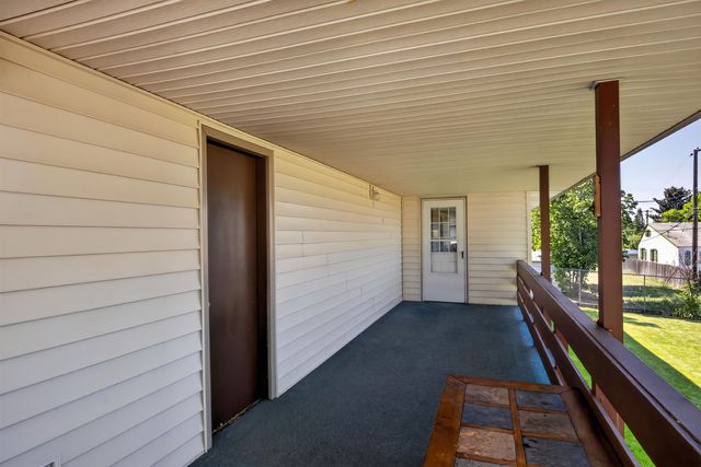11515 E 10th Ave, Spokane Valley, WA 99206