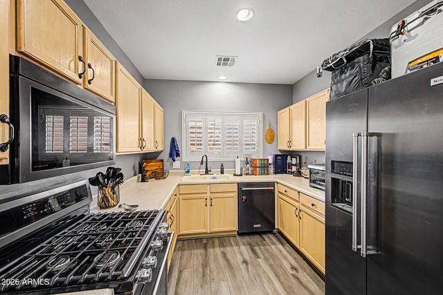 205 N 74TH Street 112, Mesa, AZ 85207