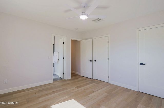 1215 E CAMBRIDGE Avenue, Phoenix, AZ 85006