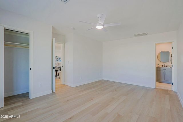 1215 E CAMBRIDGE Avenue, Phoenix, AZ 85006