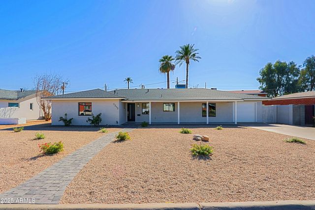 1215 E CAMBRIDGE Avenue, Phoenix, AZ 85006