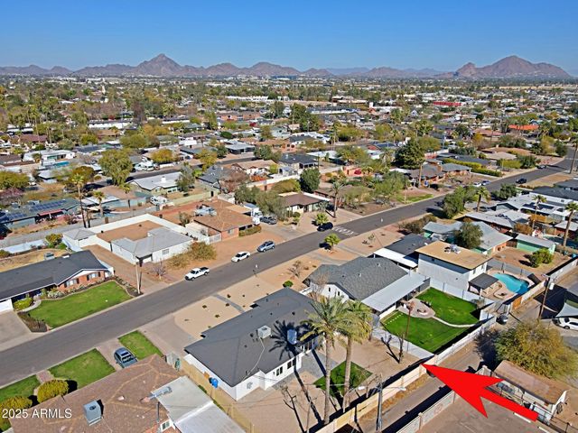 1215 E CAMBRIDGE Avenue, Phoenix, AZ 85006