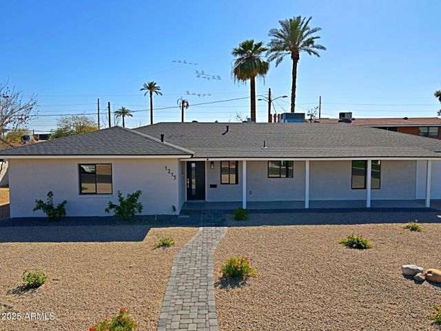 1215 E CAMBRIDGE Avenue, Phoenix, AZ 85006