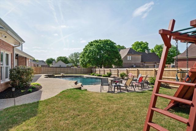 910 HATTON ST, Collierville, TN 38017