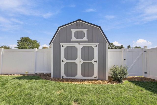 901 Casey DRIVE, Watertown, WI 53094