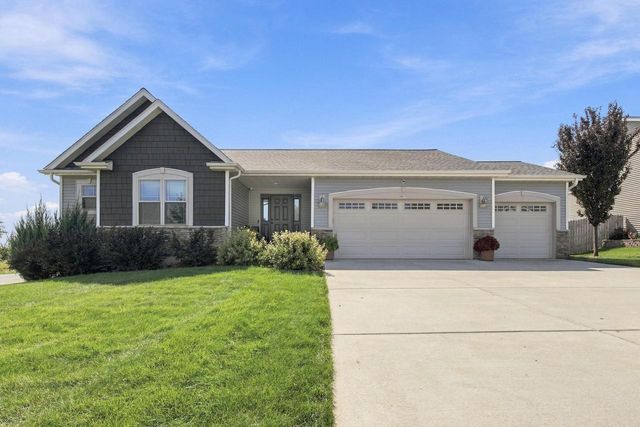 901 Casey DRIVE, Watertown, WI 53094