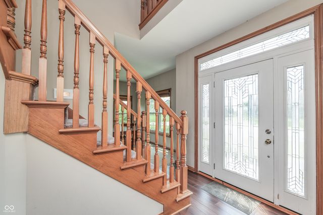 3696 Lakeshore Court, Greenwood, IN 46143