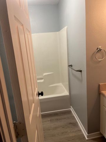 209 Villacrest Drive, Crestview, FL 32536