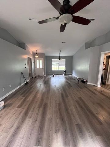 209 Villacrest Drive, Crestview, FL 32536