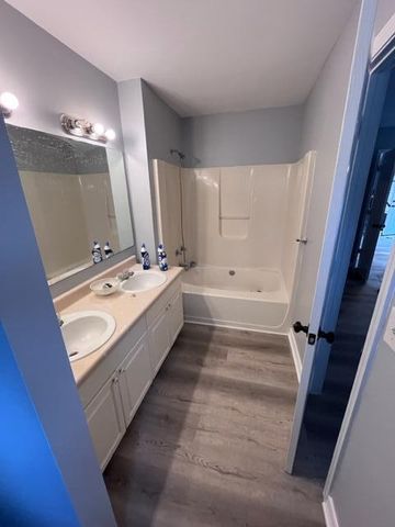 209 Villacrest Drive, Crestview, FL 32536