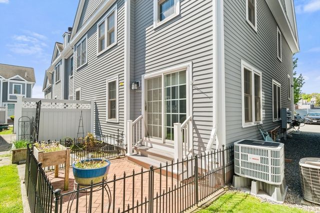 201 Main St 31, Woburn, MA 01801