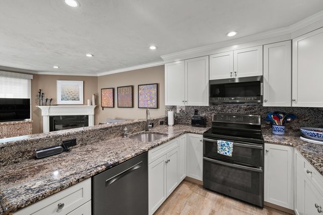 201 Main St 31, Woburn, MA 01801